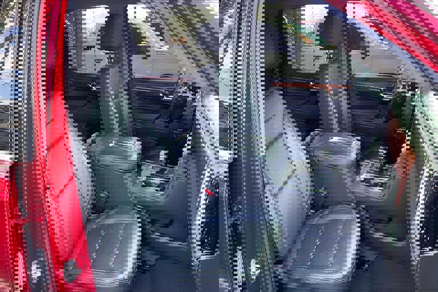 Used 2022 GMC Sierra 1500 Denali w/ Denali Reserve Package image 8