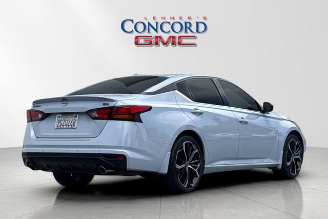 Used 2023 Nissan Altima 2.5 SR w/ SR Premium Package FWD image 4
