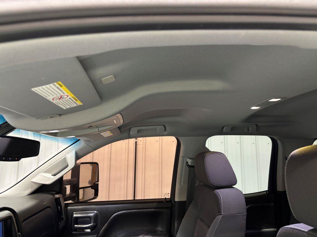 Used 2019 Chevrolet Silverado 2500 LT w/ Texas Edition AWD/4WD image 15