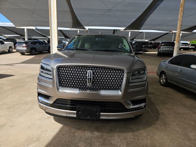Used 2018 Lincoln Navigator Select image 2