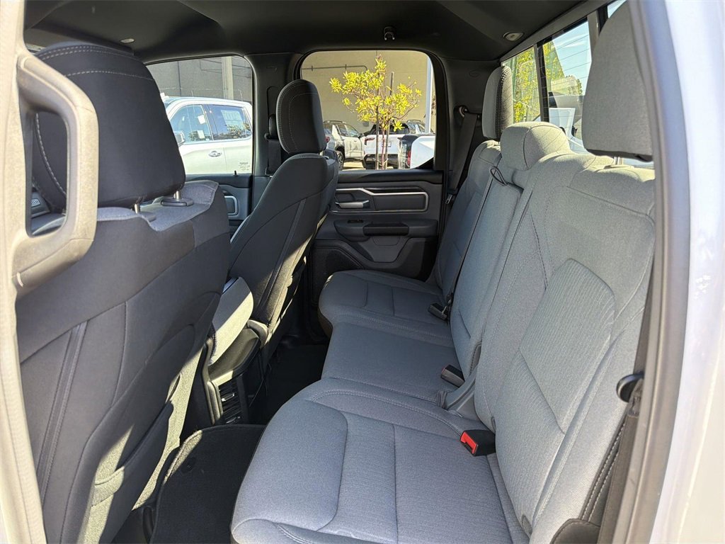 Used 2021 RAM 1500 Big Horn image 23