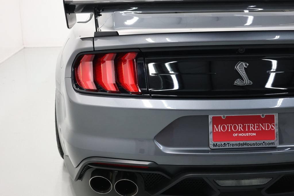 Used 2022 Ford Mustang Shelby GT500 w/ Carbon Fiber Track Pack RWD image 73