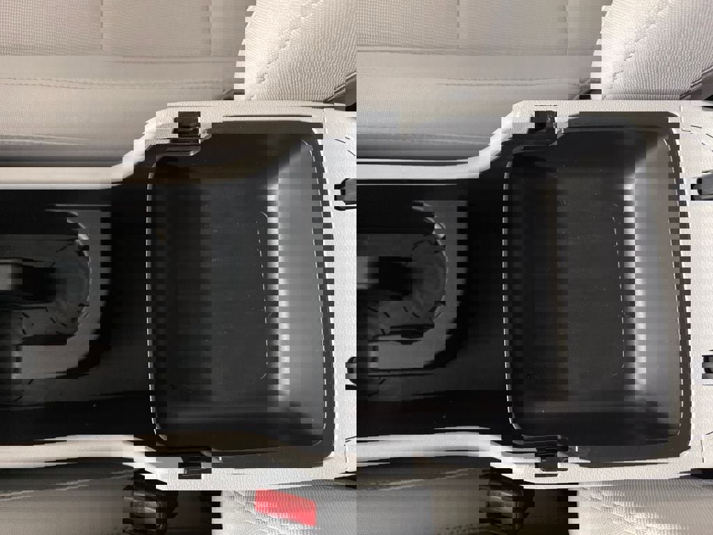 Certified 2025 Hyundai Kona SEL image 25