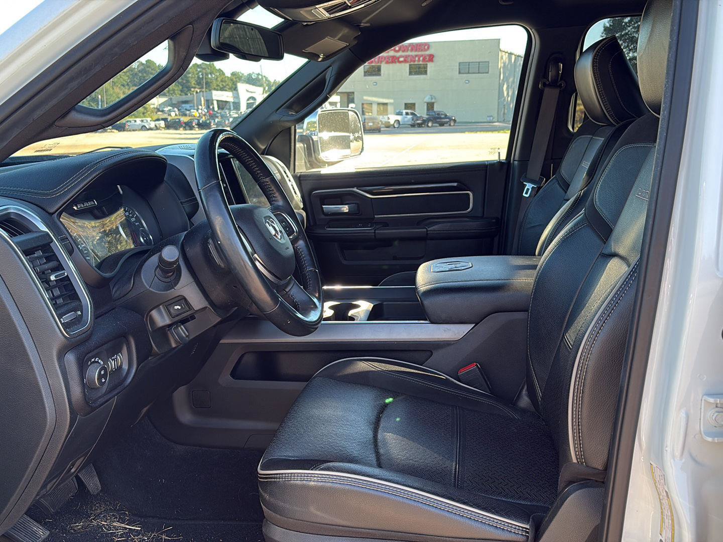 Used 2022 RAM 2500 Laramie AWD/4WD image 7