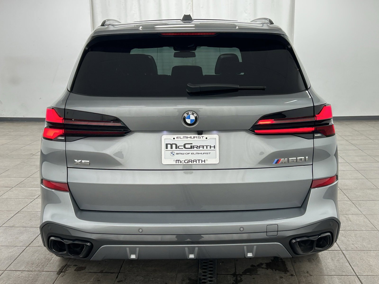 Used 2025 BMW X5 M60i image 4