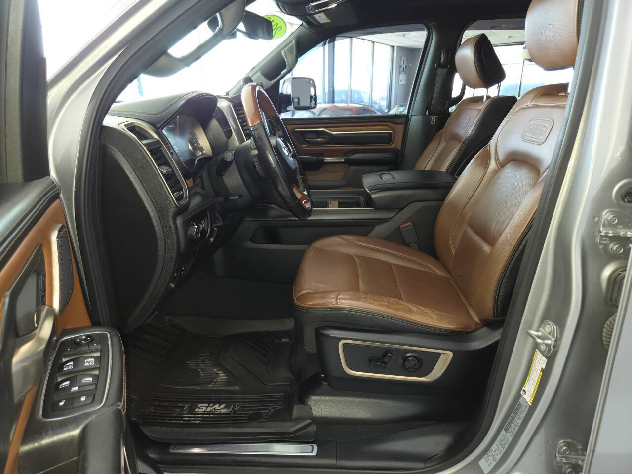Used 2019 RAM 1500 Limited AWD/4WD image 19