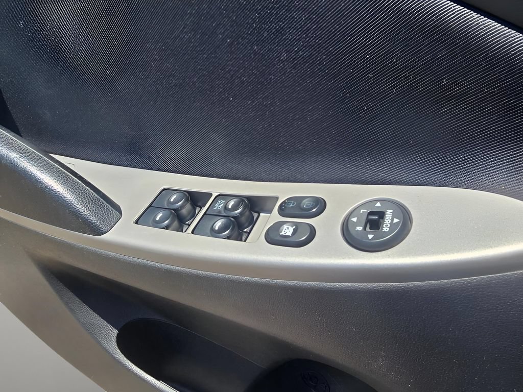 Used 2017 Hyundai Accent SE FWD image 16