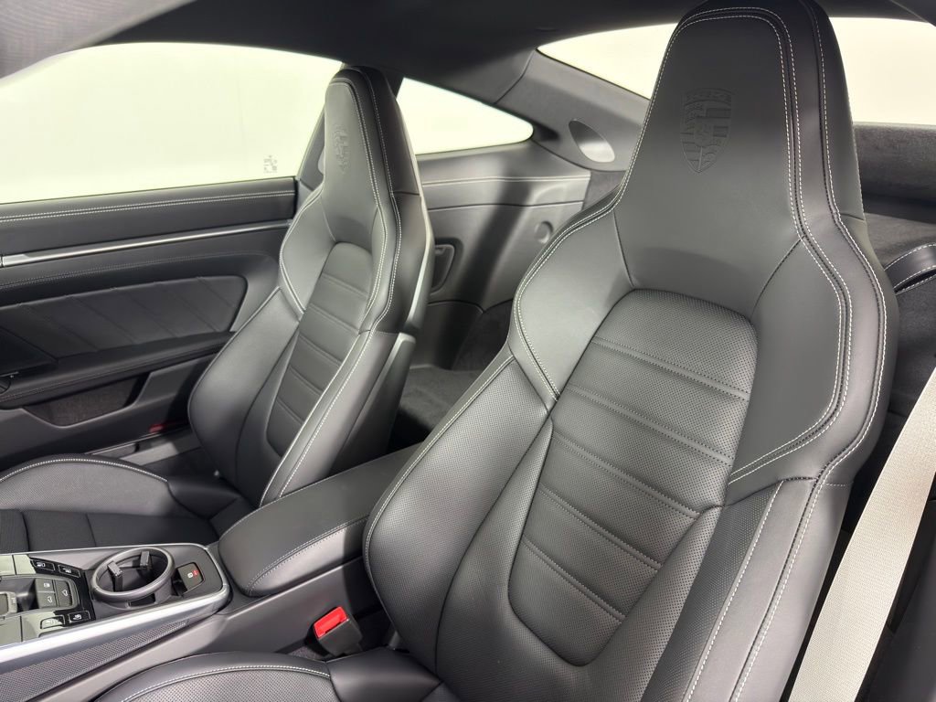 New 2026 Porsche 911 Carrera RWD image 5