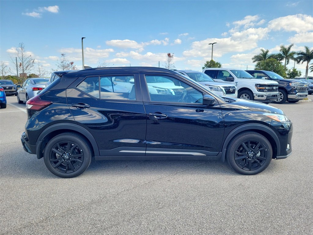 Used 2024 Nissan Kicks SR w/ SR Premium Package image 3