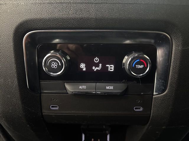 Used 2025 Chevrolet Suburban LT AWD/4WD image 26