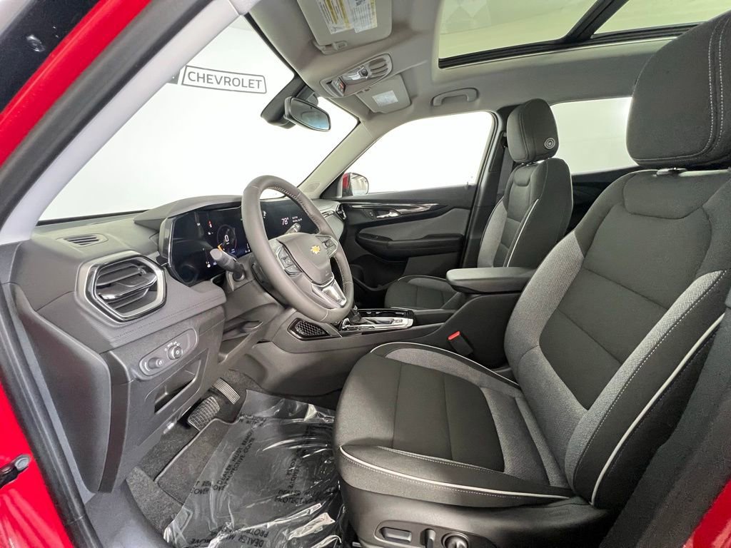 New 2026 Chevrolet TrailBlazer LT w/ Convenience Package FWD image 13