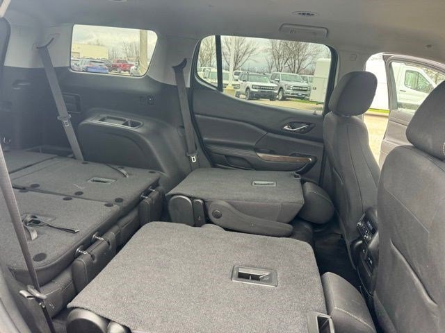 Used 2023 GMC Acadia SLE w/ Driver Convenience Package image 33