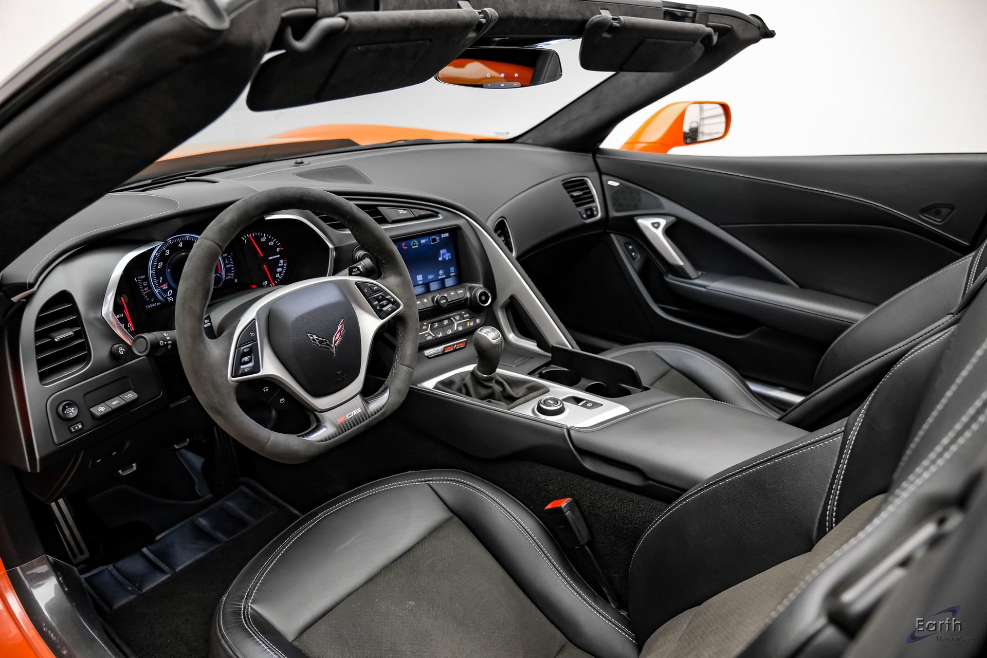 Used 2019 Chevrolet Corvette Z06 RWD image 3