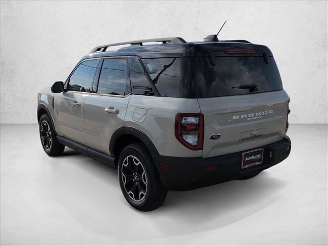 New 2025 Ford Bronco Sport Outer Banks image 8