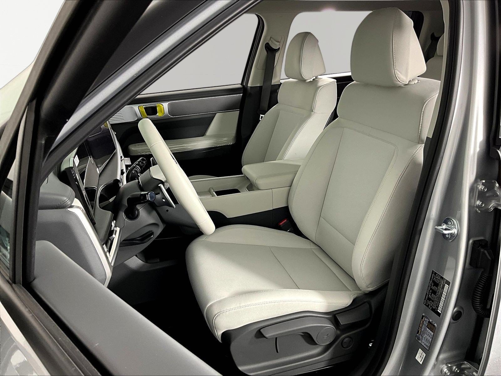 New 2027 Hyundai Santa Fe SE AWD/4WD image 16