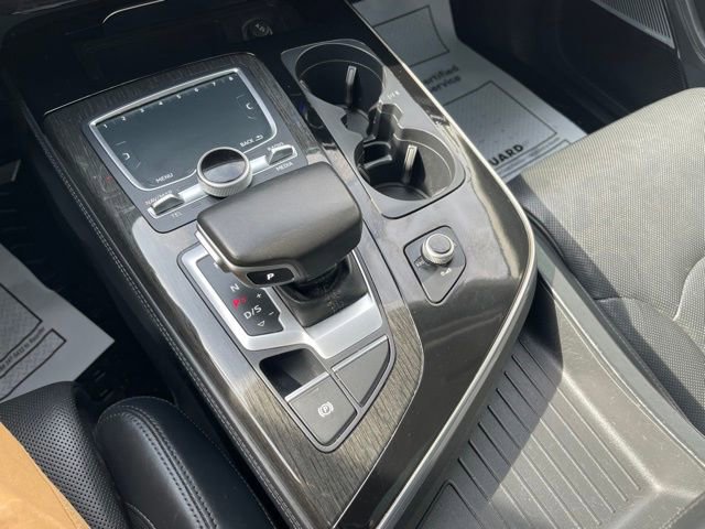 Used 2017 Audi Q7 3.0T Prestige image 14