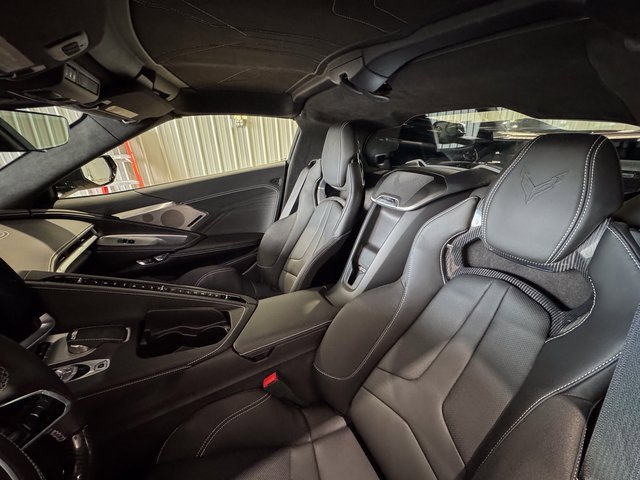 Used 2024 Chevrolet Corvette Z06 w/ Z07 Performance Package image 12