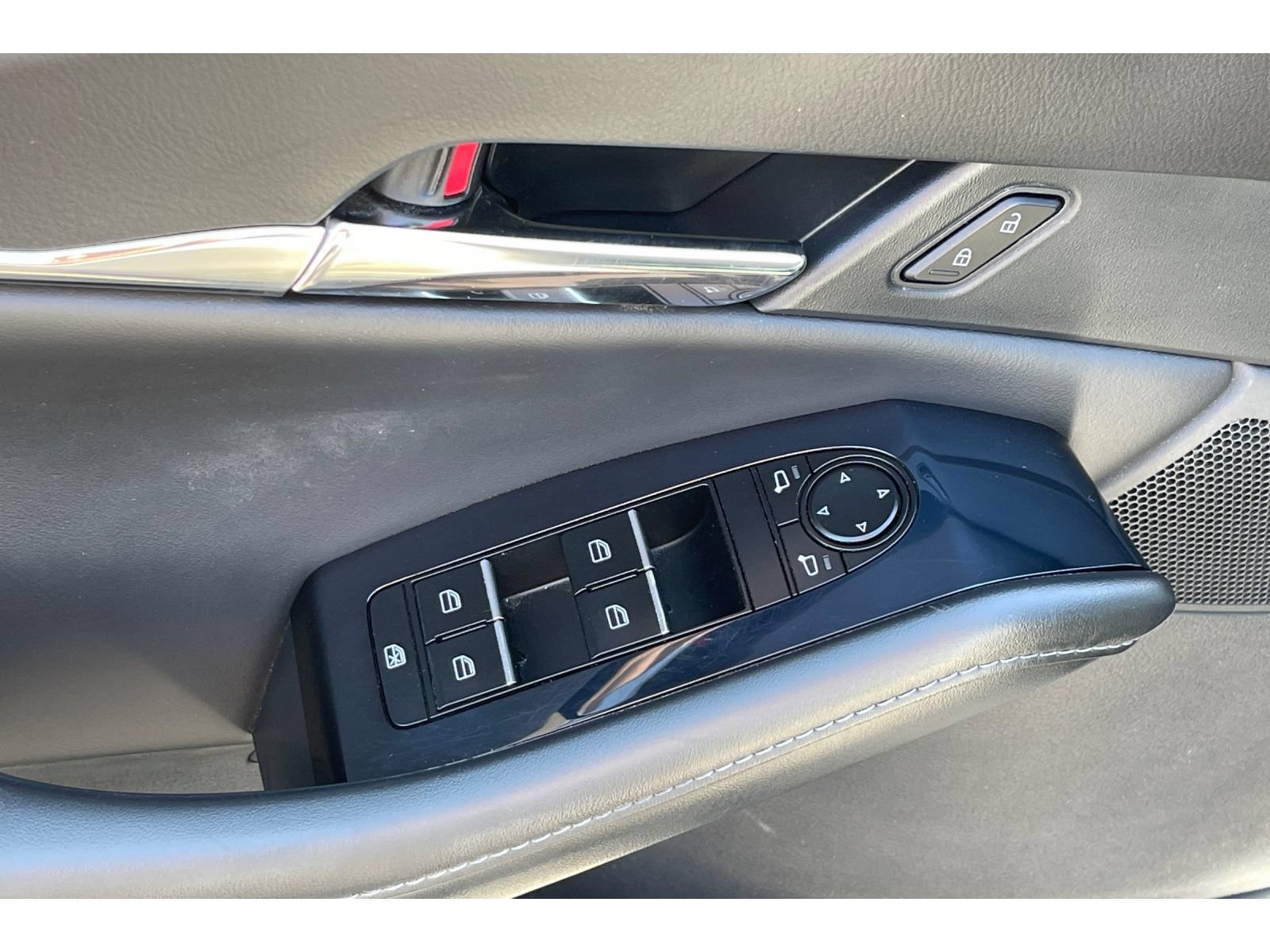 Certified 2023 MAZDA CX-30 AWD 2.5 S w/ Preferred Package image 13