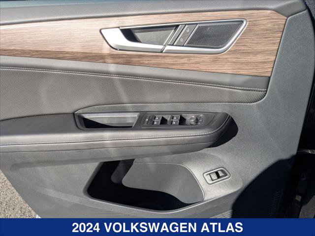 New 2024 Volkswagen Atlas SEL image 10