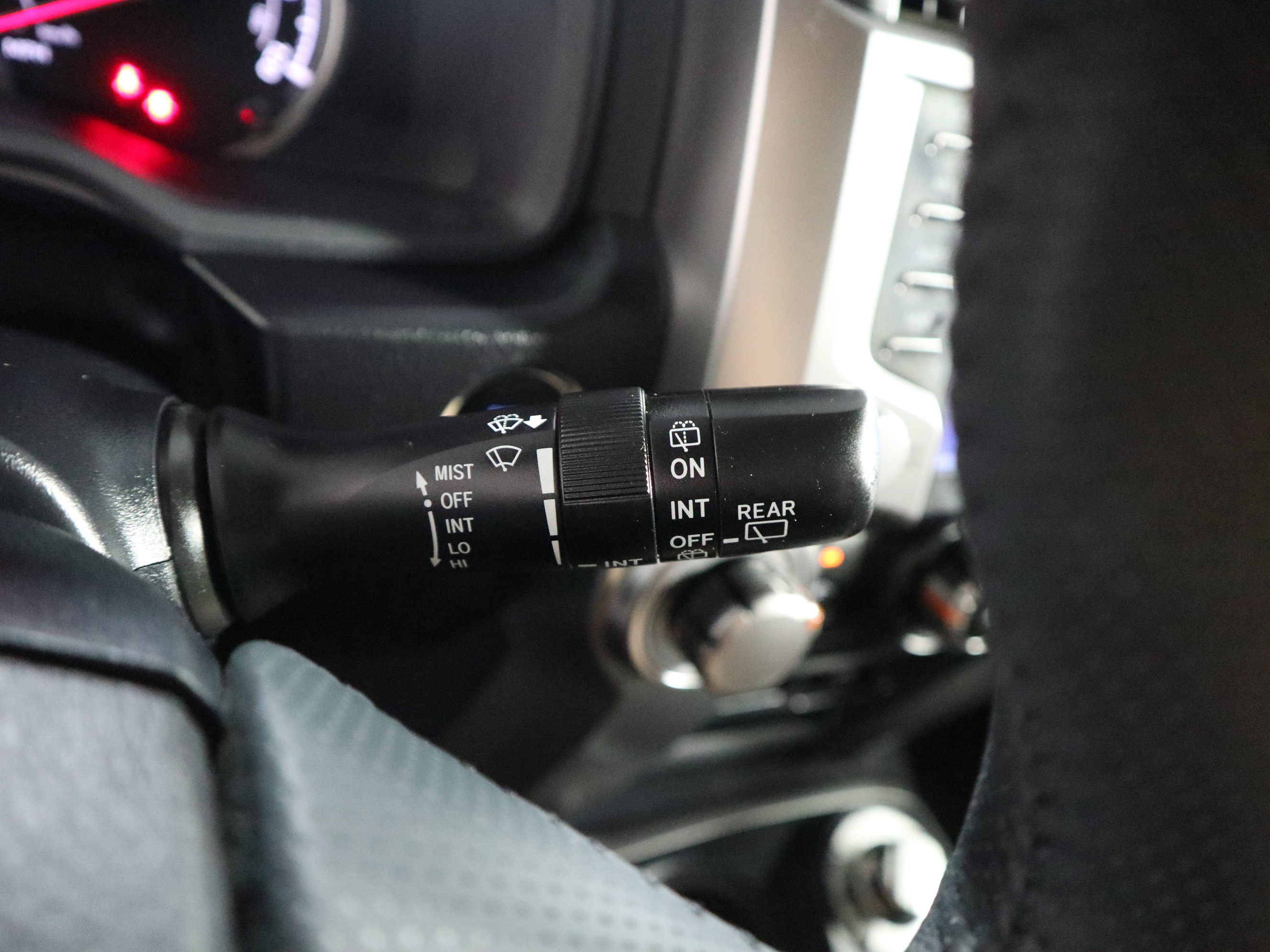 Used 2024 Toyota 4Runner TRD Sport AWD/4WD image 26