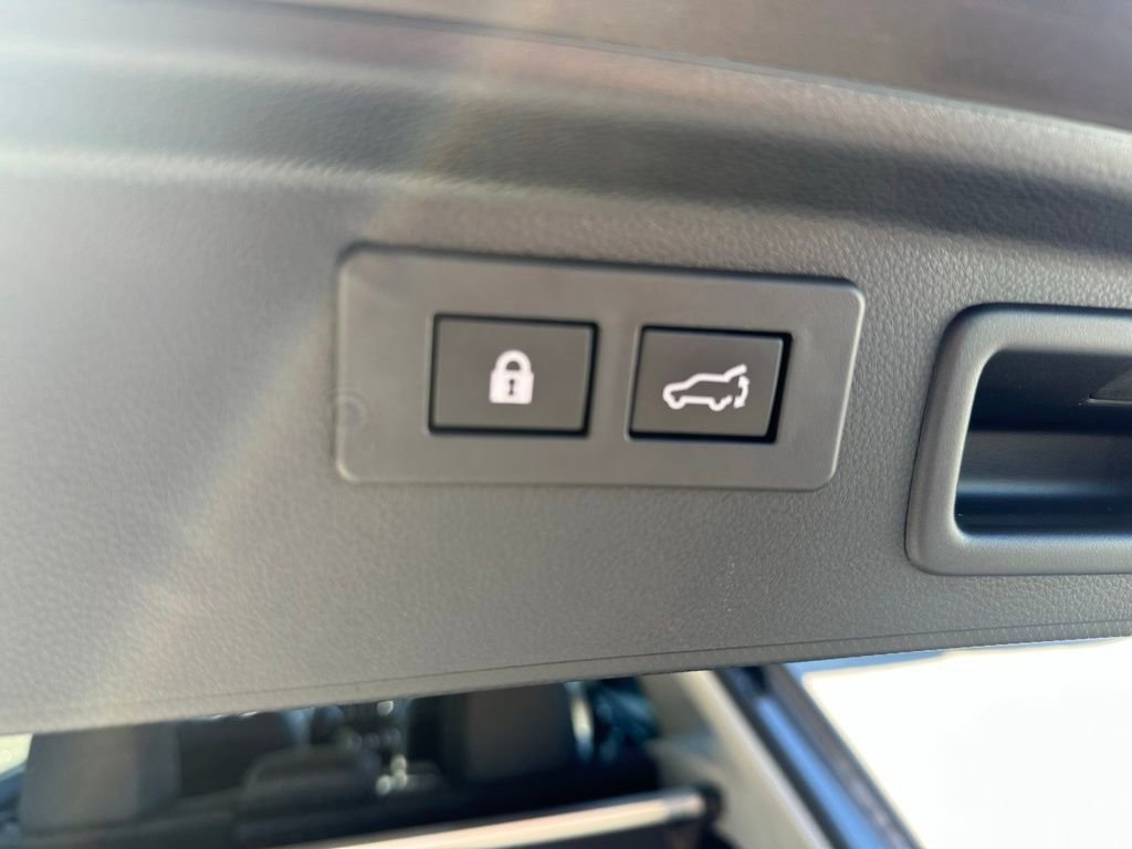 Used 2024 Subaru Forester Limited image 12