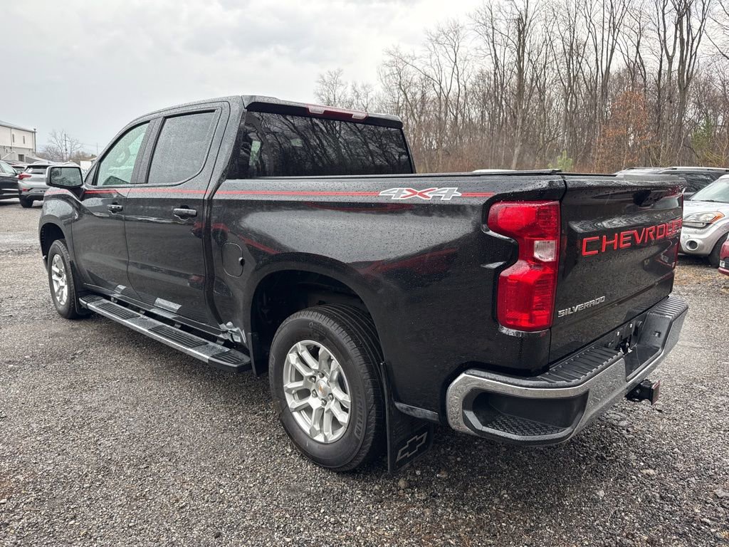 Used 2025 Chevrolet Silverado 1500 LT image 6