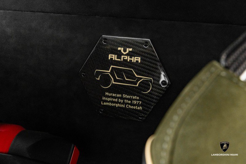 Used 2024 Lamborghini Huracan Sterrato image 54