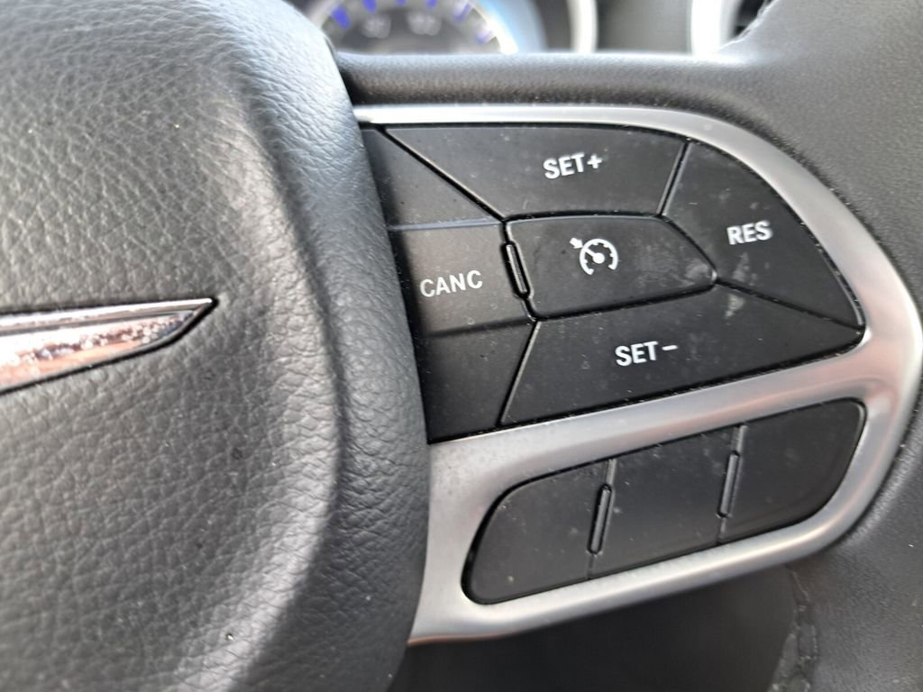 Used 2022 Chrysler 300 Touring L w/ Popular Equipment Group image 14