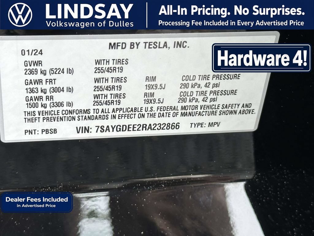 Used 2024 Tesla Model Y Long Range AWD/4WD image 27