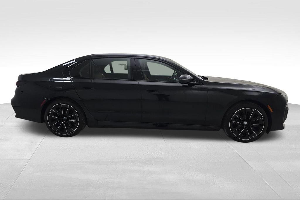 New 2026 BMW i7 xDrive60 w/ Executive Package image 10