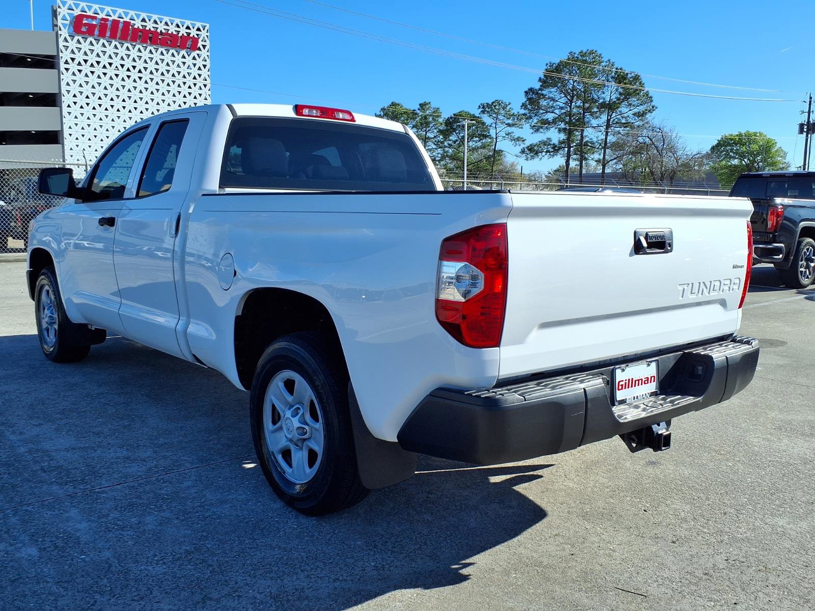 Used 2016 Toyota Tundra SR w/ Tow Package image 3
