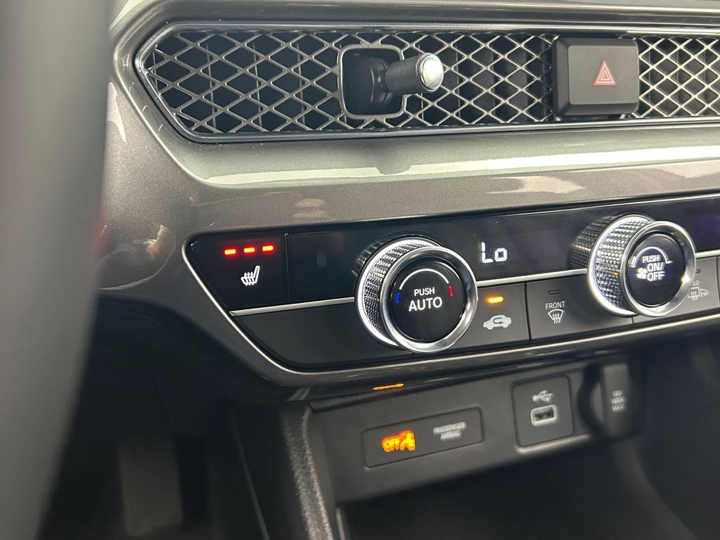 Used 2024 Acura Integra Base image 28