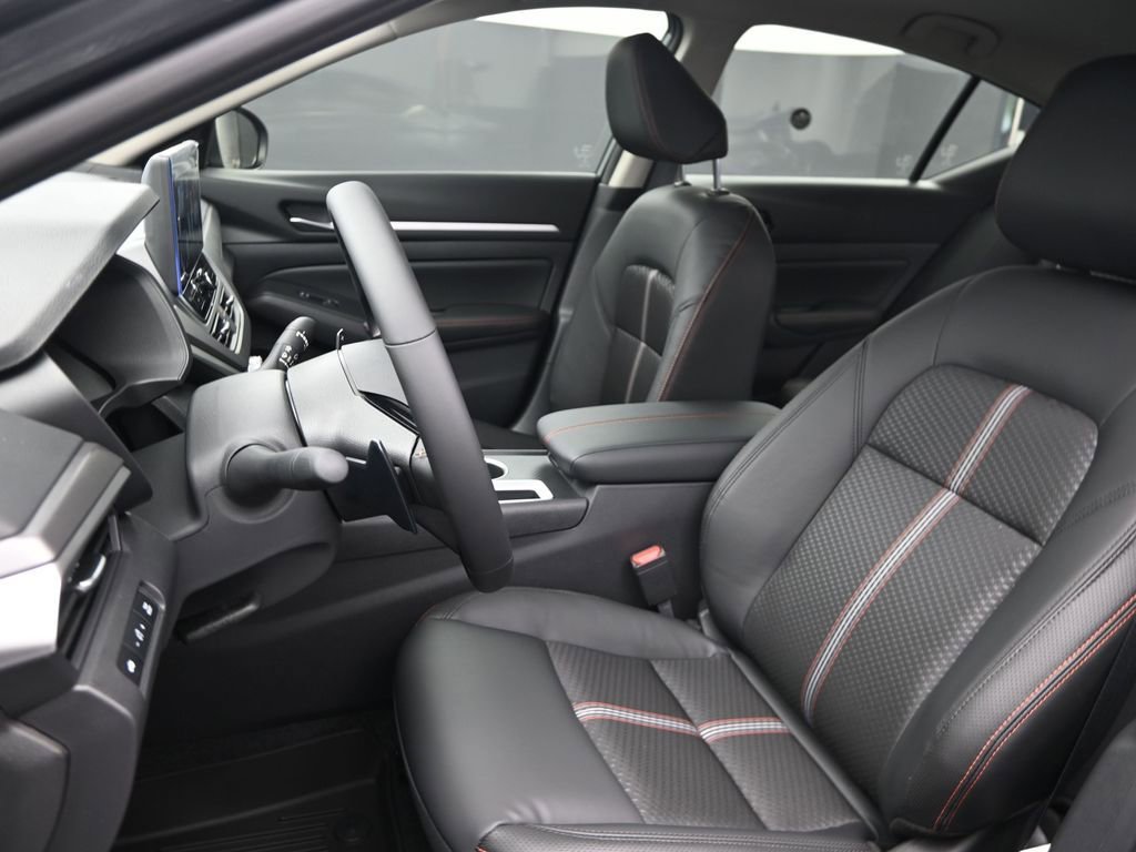 New 2026 Nissan Altima 2.5 SR image 16