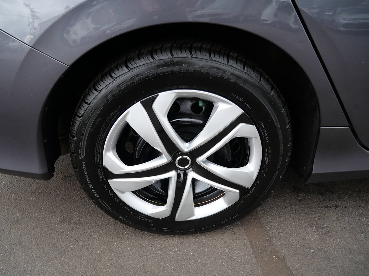 Used 2017 Honda Civic LX image 33