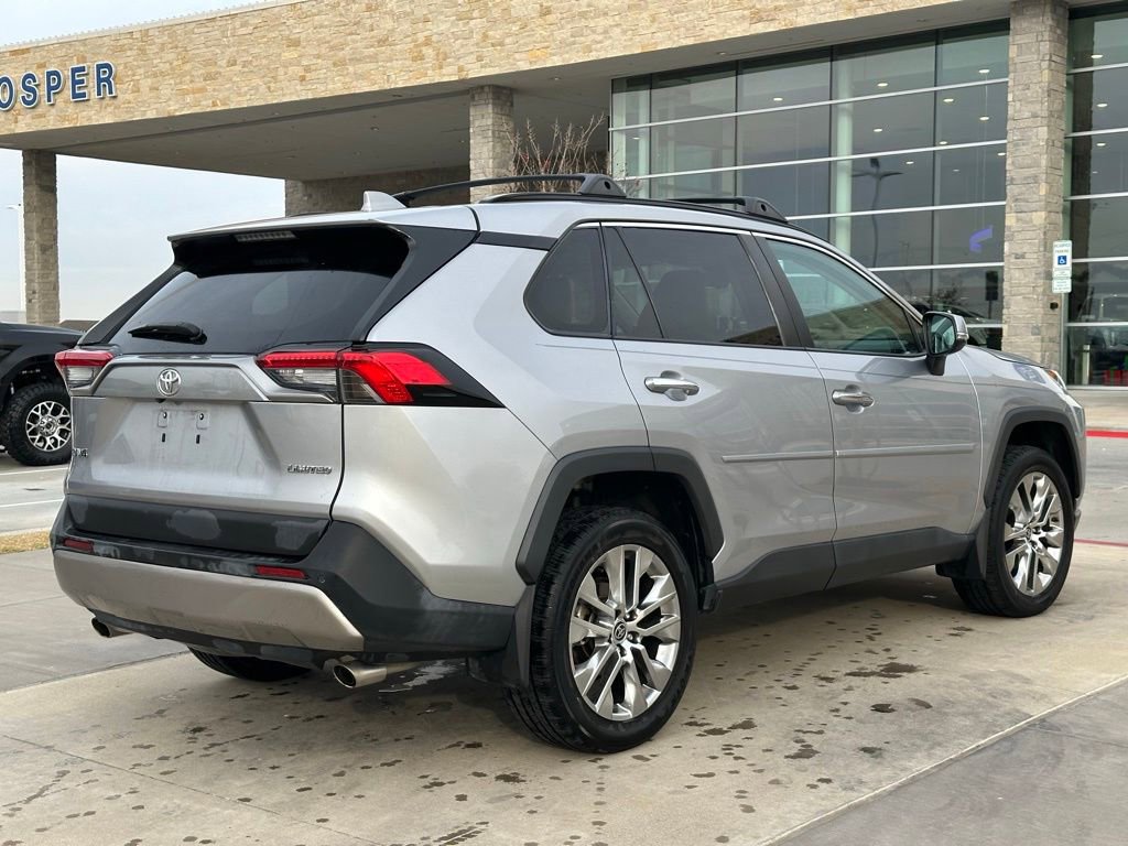 Used 2021 Toyota RAV4 Limited w/ Carpet Mat Package (TMS) image 20