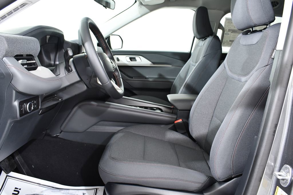 New 2026 Ford Explorer Active AWD/4WD image 6