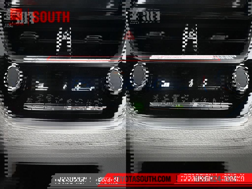 New 2026 Toyota Corolla Cross L image 19