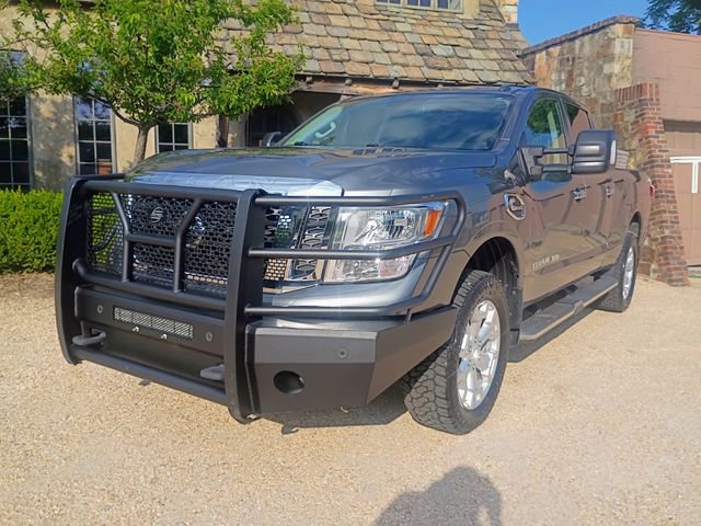 Used 2016 Nissan Titan SV AWD/4WD image 5