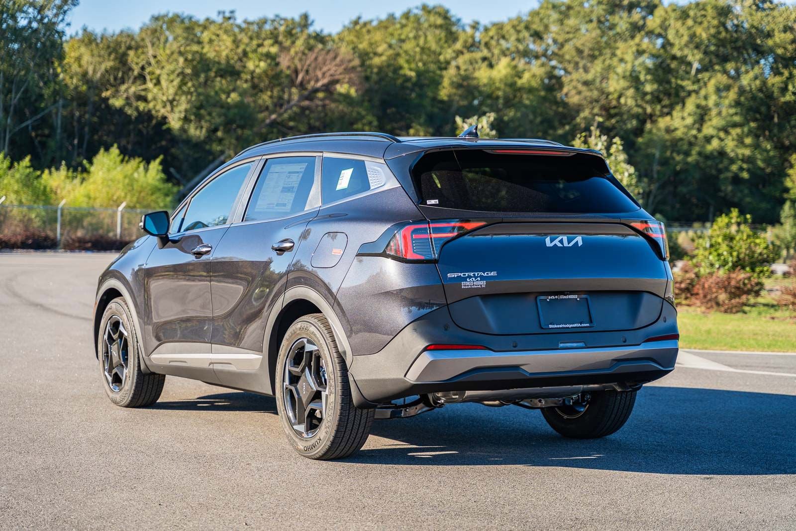 New 2026 Kia Sportage EX w/ EX Panorama Roof Package image 3