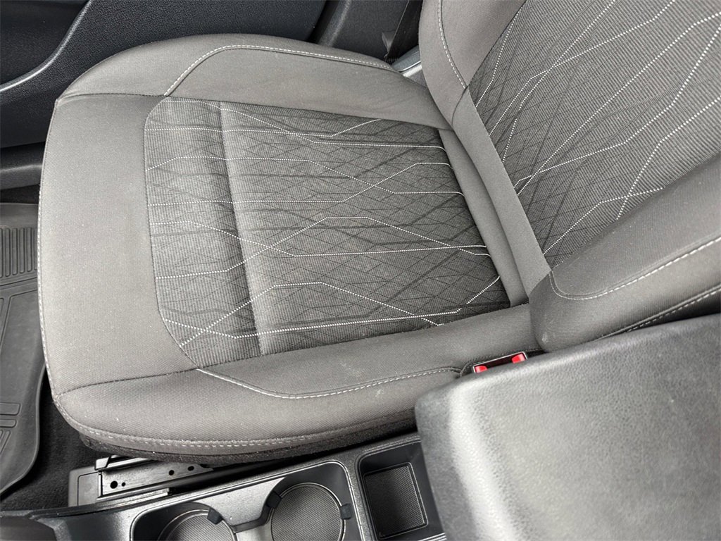 Used 2018 Ford EcoSport SE w/ SE Convenience Package image 28