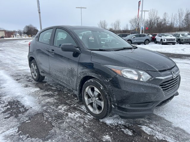 Used 2018 Honda HR-V LX image 3