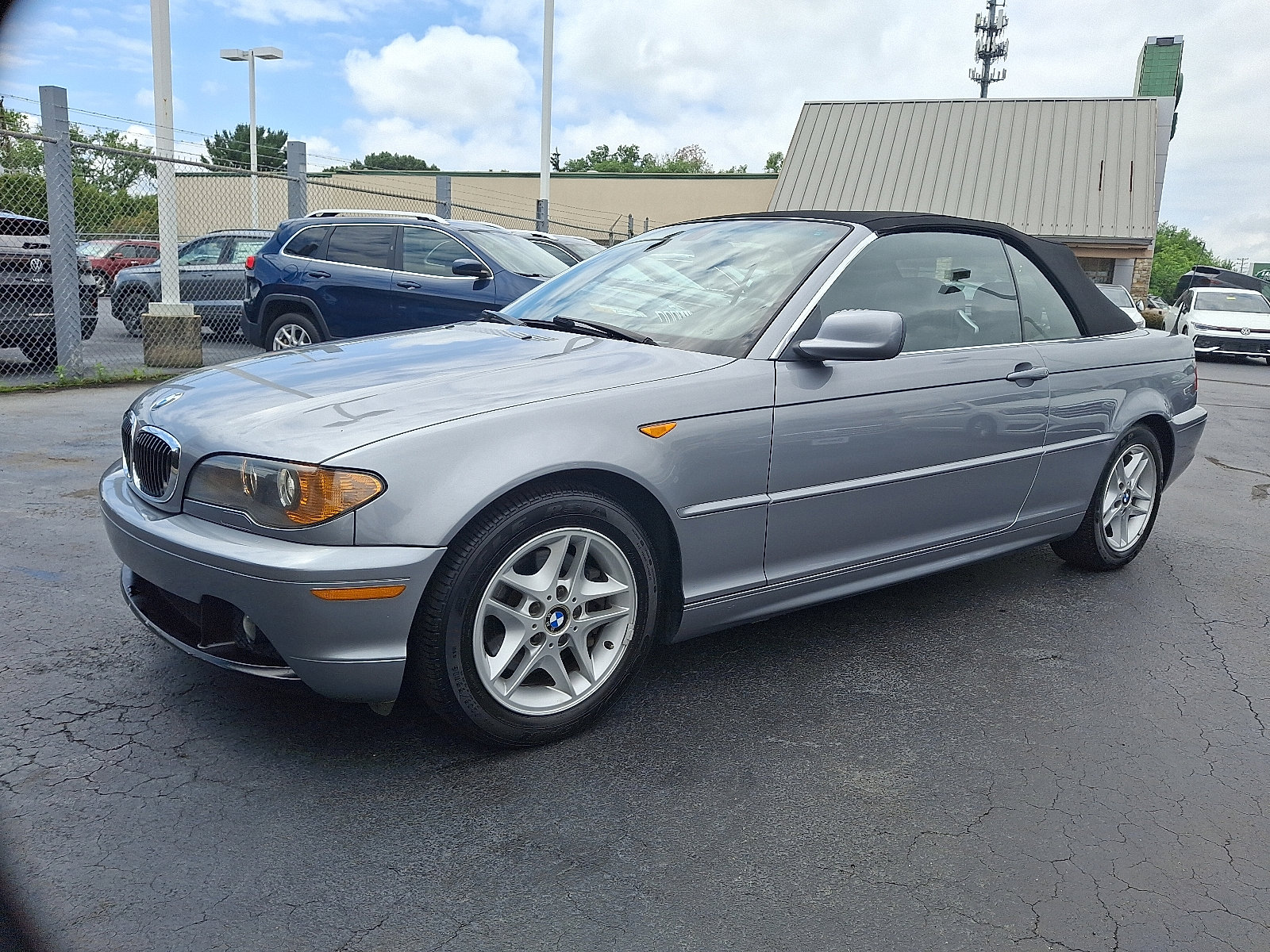 Used 2004 BMW 325Ci Convertible image 3