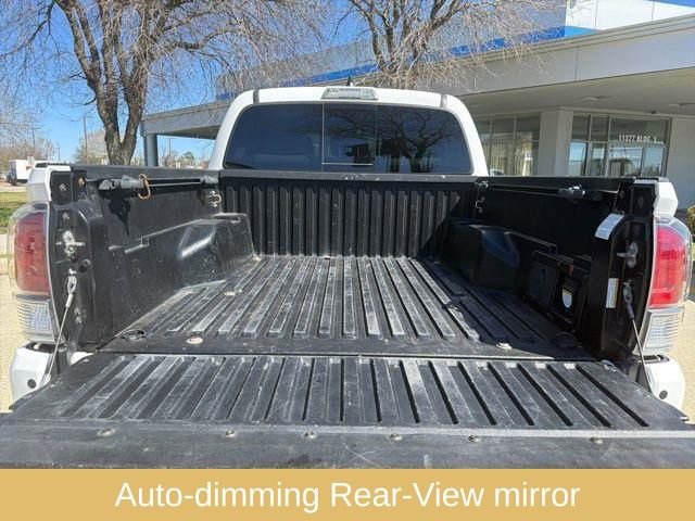 Used 2020 Toyota Tacoma TRD Off-Road w/ Technology Package image 14