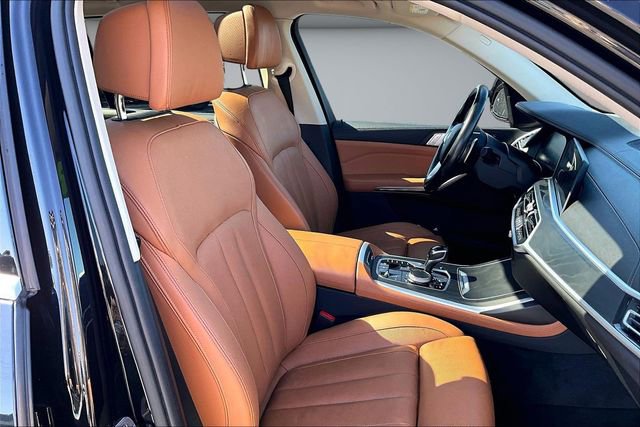 Used 2019 BMW X7 xDrive40i w/ Luxury Seating Package AWD/4WD image 29