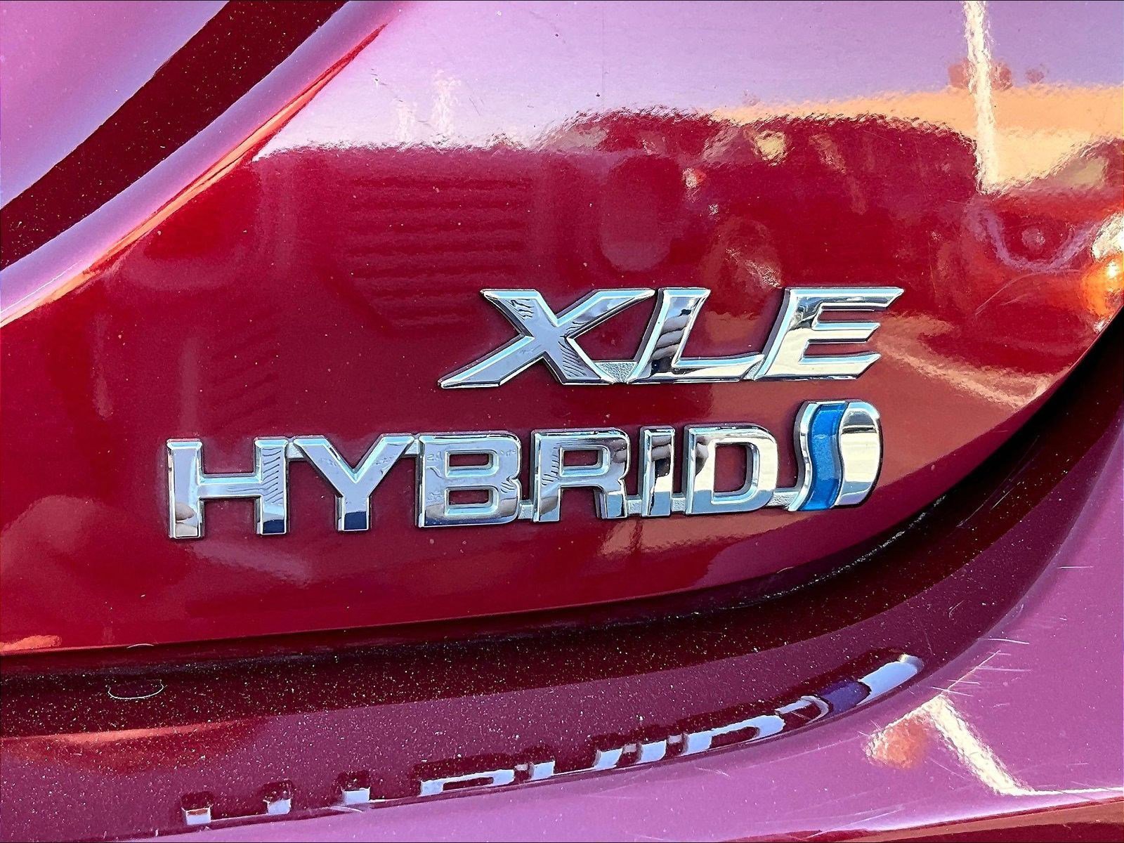 Used 2022 Toyota Camry XLE w/ Cold Weather Package FWD image 24