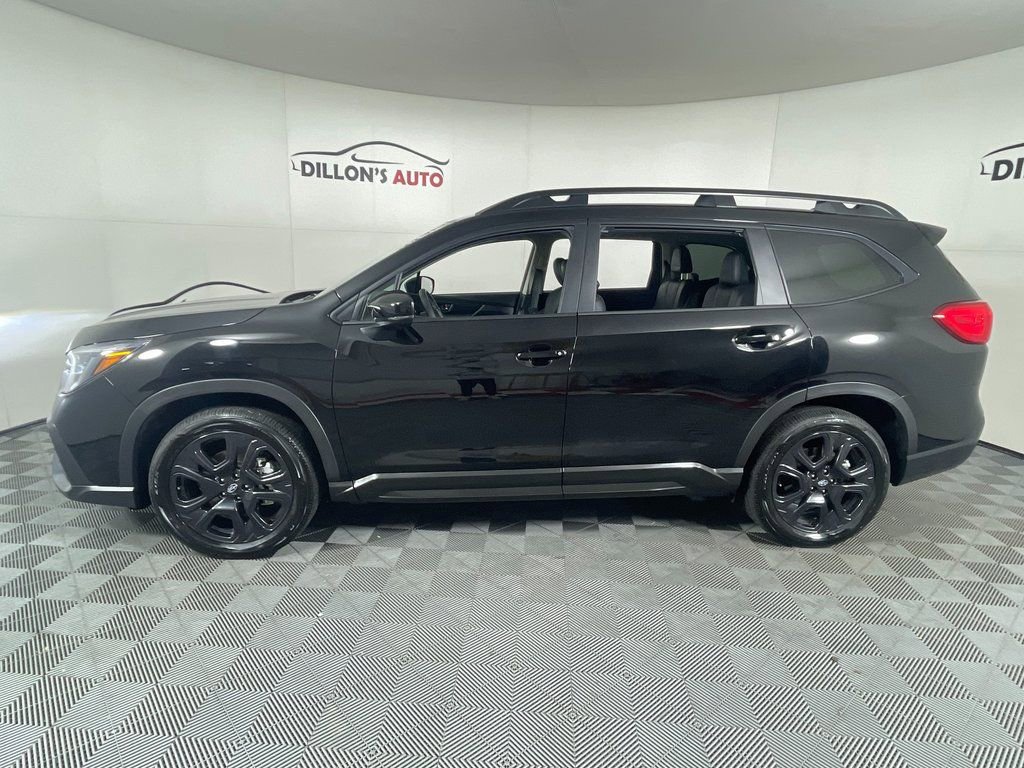 Used 2025 Subaru Ascent Bronze Edition image 3