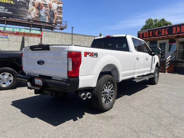 Used 2019 Ford F350 Lariat w/ Lariat Ultimate Package AWD/4WD image 8