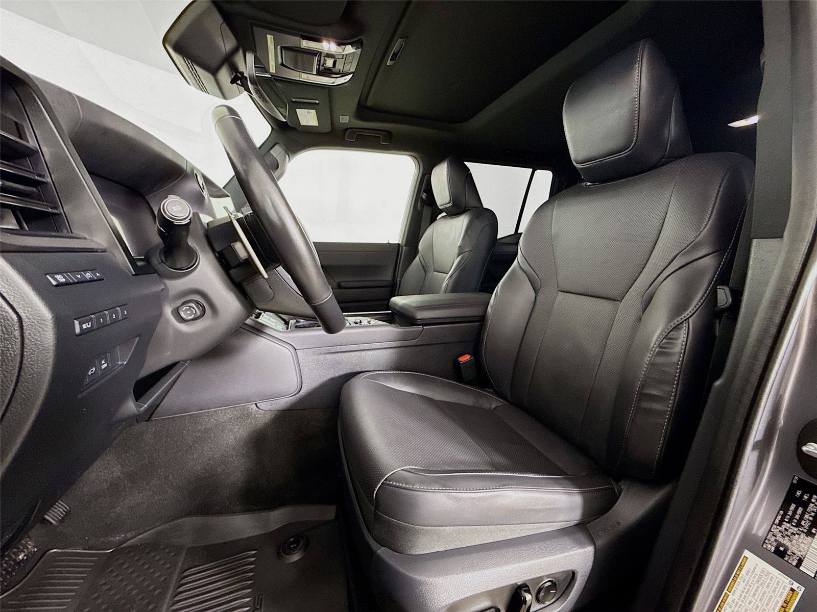 Used 2024 Lexus GX 550 w/ Accessory Package (Z1) AWD/4WD image 22