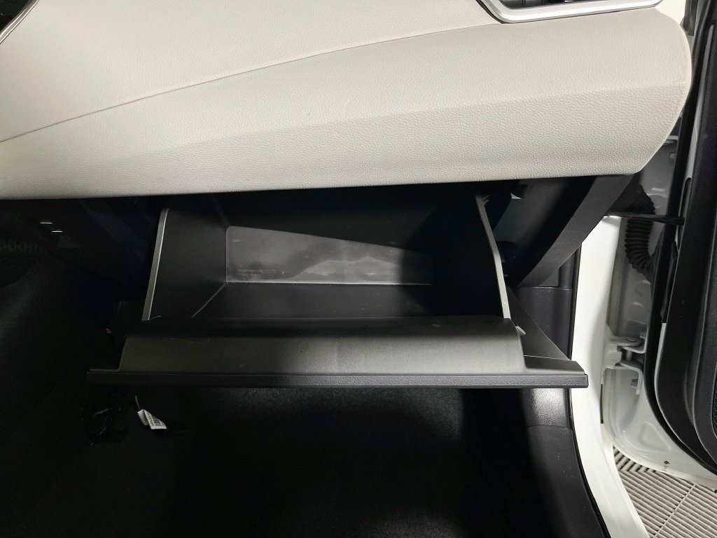 Used 2022 Toyota Corolla LE FWD image 31