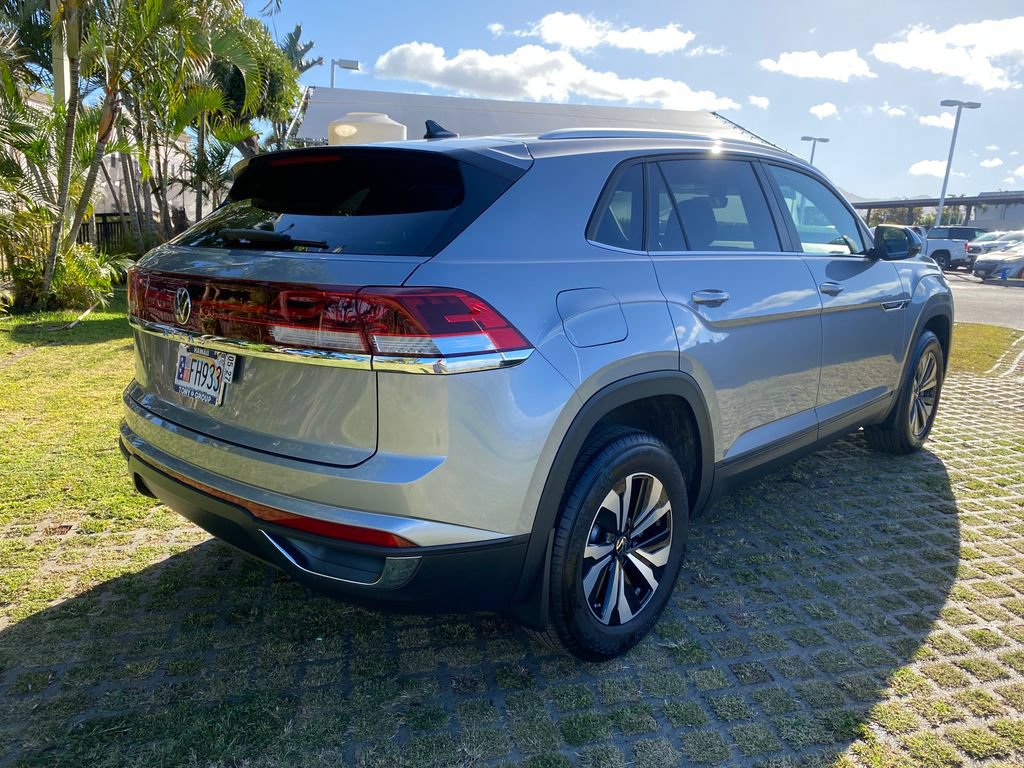 Used 2025 Volkswagen Atlas Cross Sport SE FWD image 7